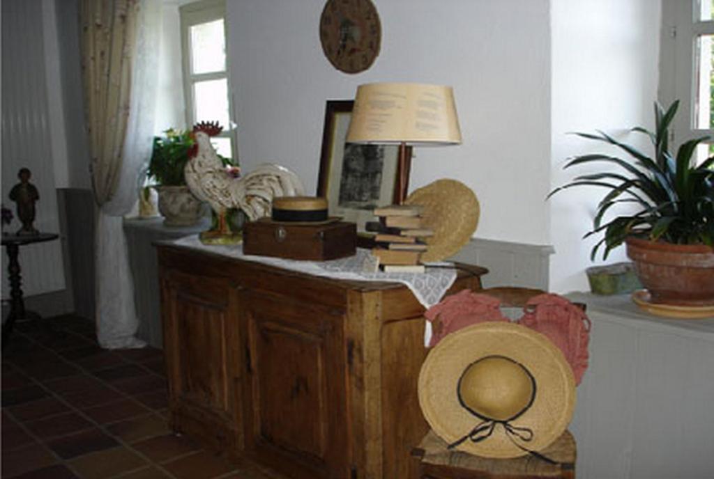 Bed and Breakfast Au Bon Gre D'Hugoline Blanzac  Exteriér fotografie